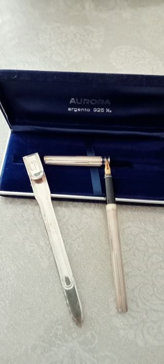 completo in argento penna stilografica più taglia