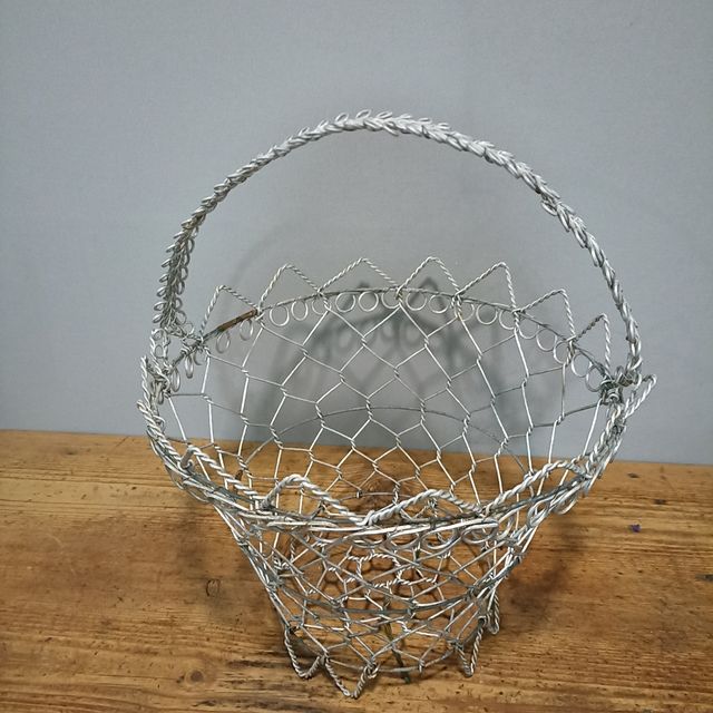 Bonita cesta vintage años 60