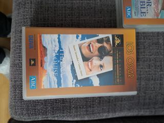 8 CINTAS DE PELICULAS VHS