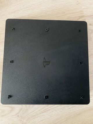Ps4 (PlayStation 4 500gb) 3 mandos ,4 juegos..