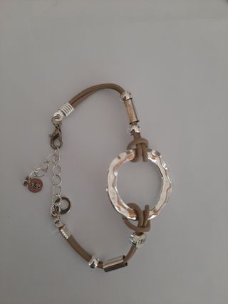 colgante y pulsera  Victorio y Lucchino