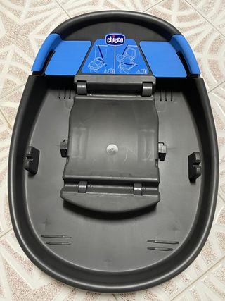 Coche,maxicosi y silla de paseo de la marca chicco