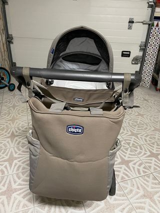 Coche,maxicosi y silla de paseo de la marca chicco