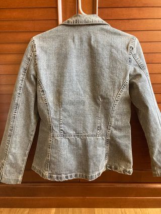 Americana vaquera talla L Zara 