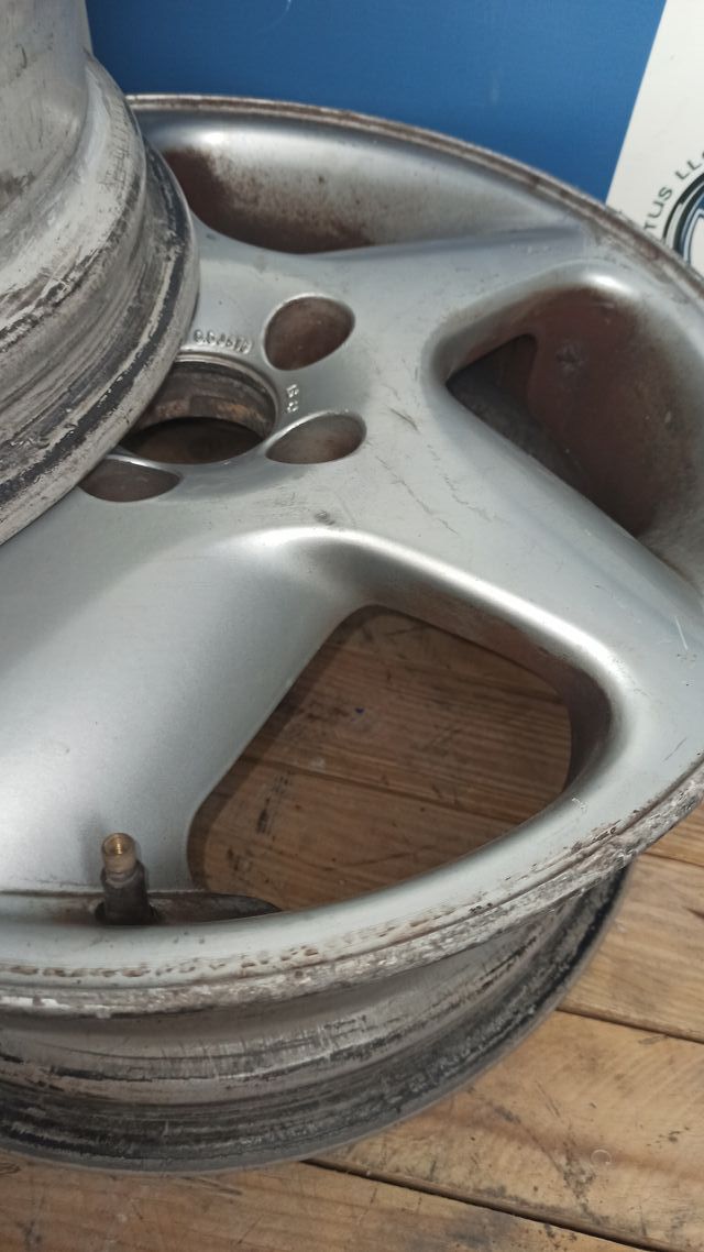 4 Llantas Originales VOLVO 16" IS43 5x108  3546745