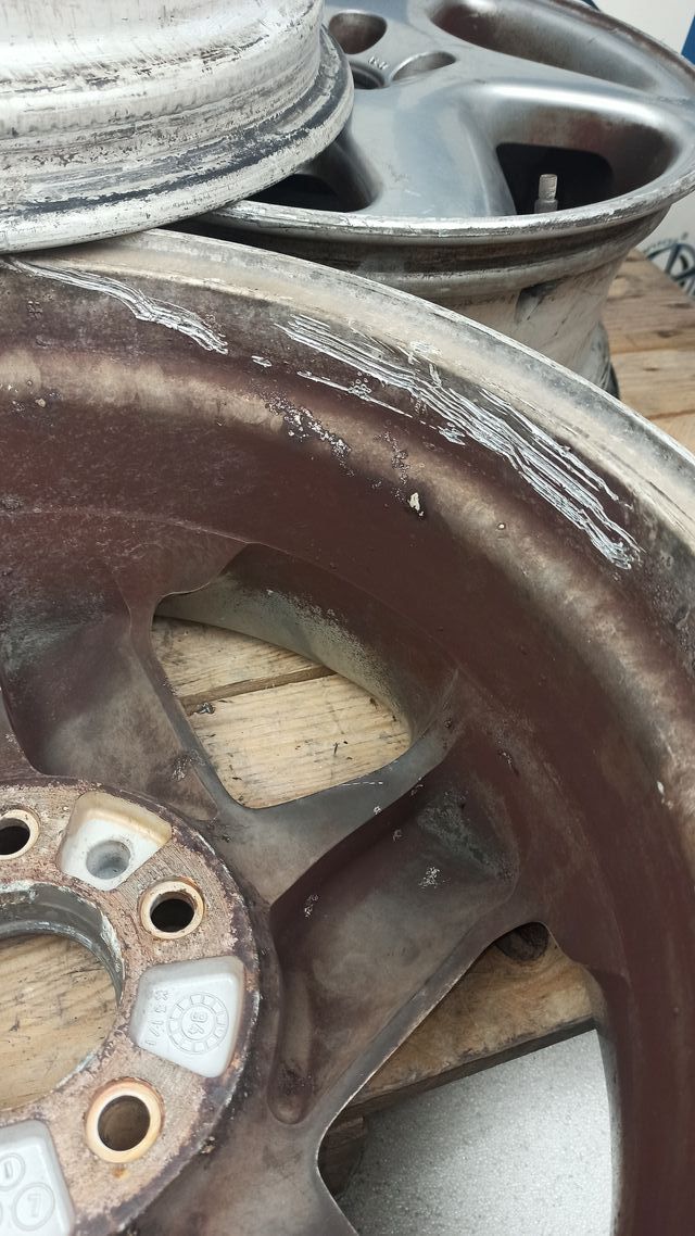 4 Llantas Originales VOLVO 16" IS43 5x108  3546745