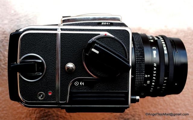 Hasselblad 201F.+Chasis COMO NUEVA.Lea Todo.