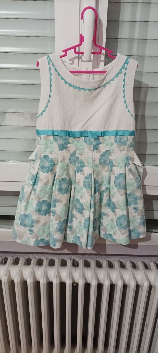vestido con vuelo talla 6