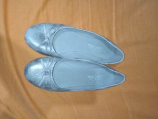 manoletinas plateados ( urge venta )
