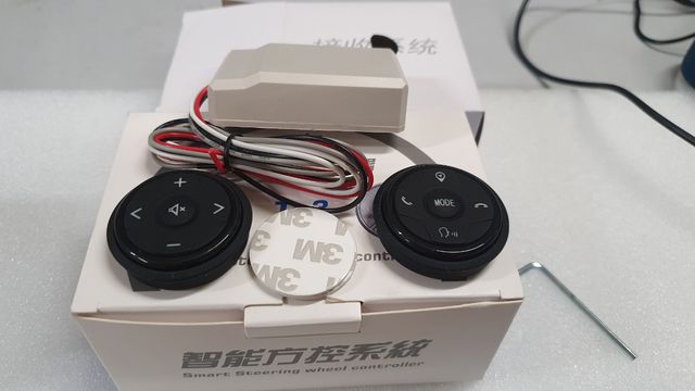 Mandos de volante universales