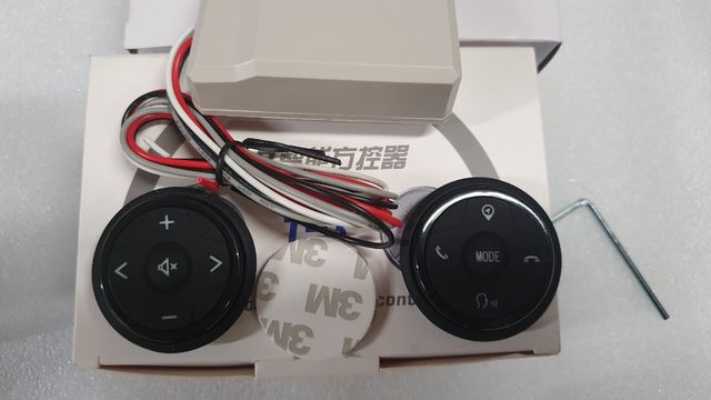 Mandos de volante universales