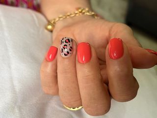 Manicura y Pedicura