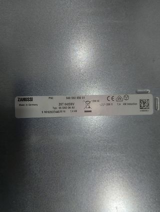 PLACA INDUCCIÓN 3 FUEGOS ZANUSSI