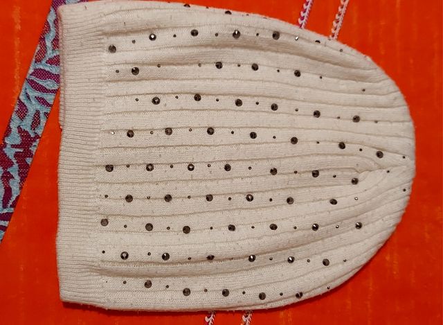 berretto lana con strass
