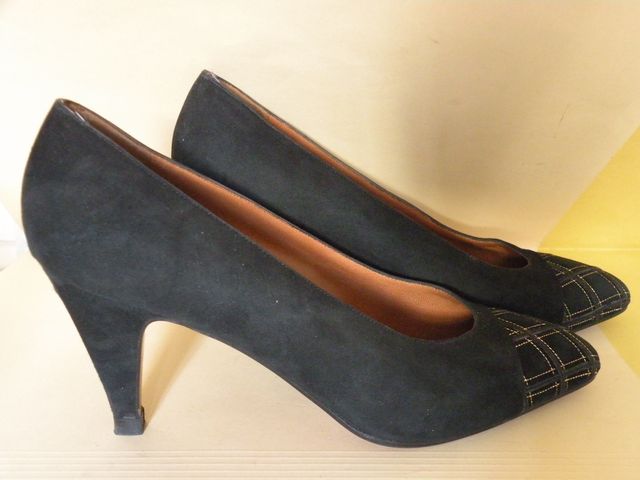 SCARPA DONNA DECOLTE NERA MISURA 38