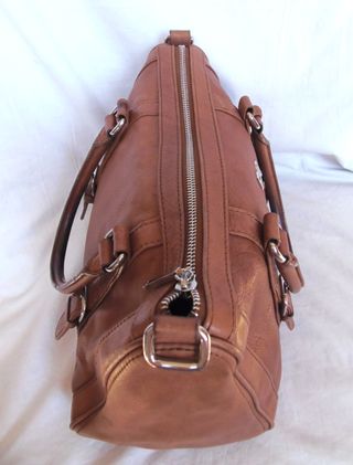 Purificación garcia. Bolso piel