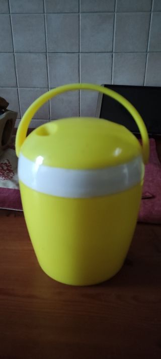 caraffa e porta ghiaccio