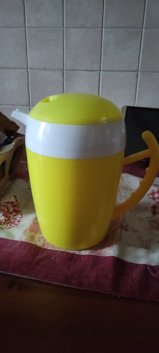 caraffa e porta ghiaccio