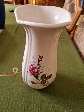 vaso ceramica dipinto con fiori