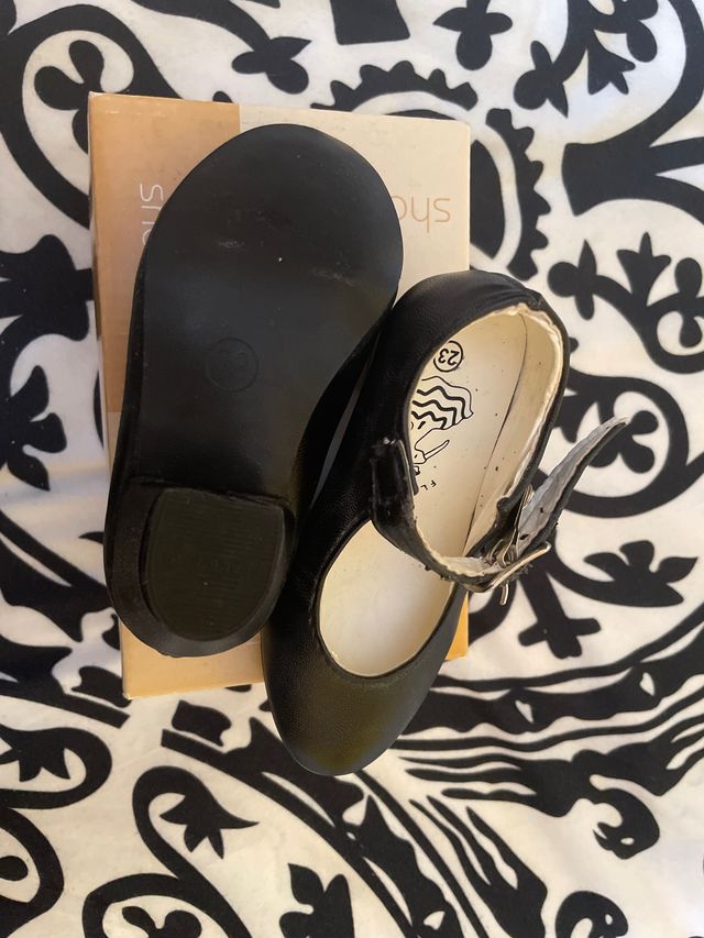 Zapatos de flamenca niña.