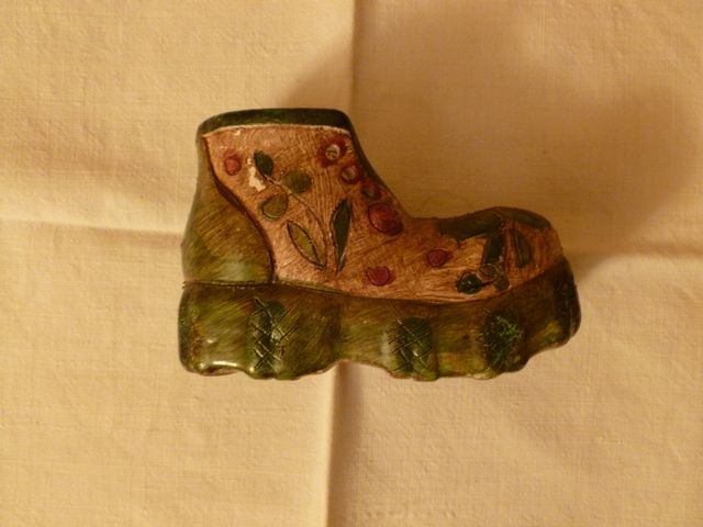 Scarponcino decorativo in ceramica