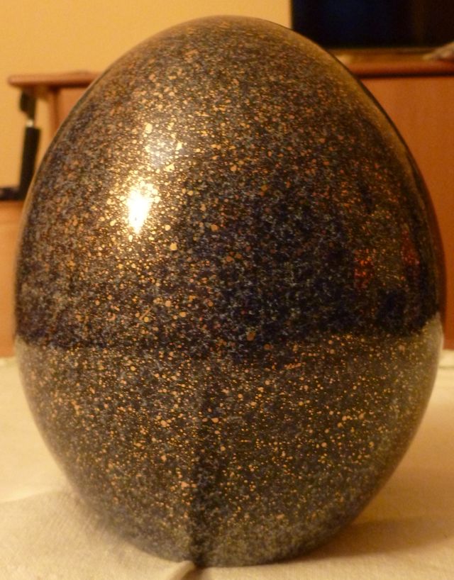 Uovo di Pasqua decorativo