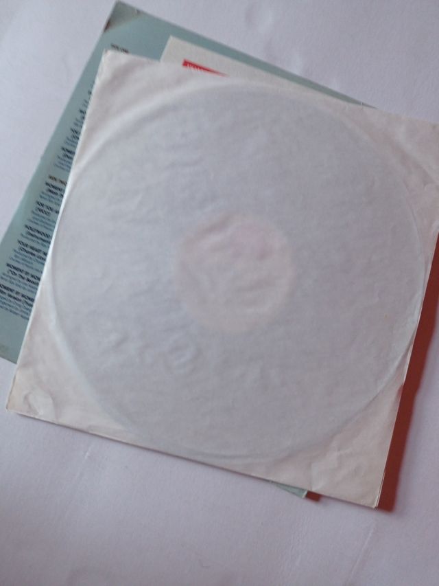 vinilo de la película moment by moment