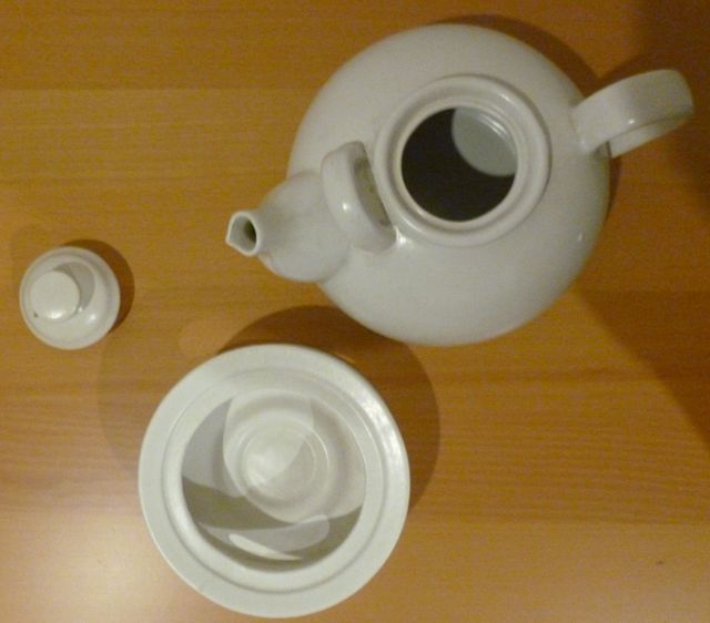 Bollitore in ceramica