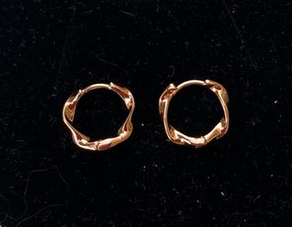 Pendientes aros irregulares color oro rosa