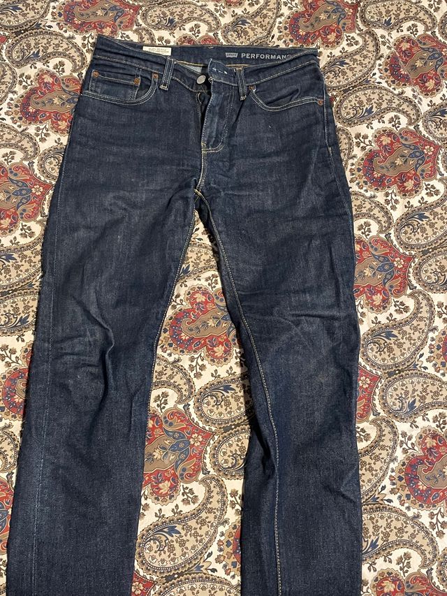 Levi's 512 denim oscuro W28 L 30