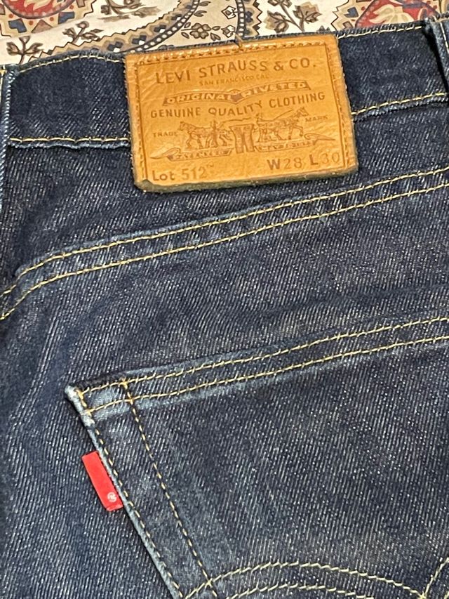 Levi's 512 denim oscuro W28 L 30