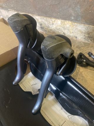 Grupo Shimano CLARIS 8v