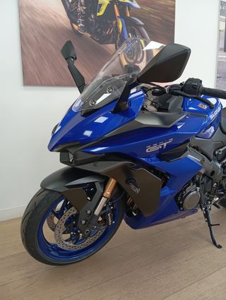 Suzuki GSX-S1000 GT