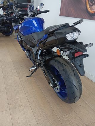 Suzuki GSX-S1000 GT