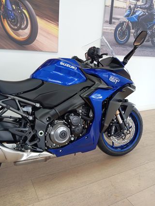 Suzuki GSX-S1000 GT