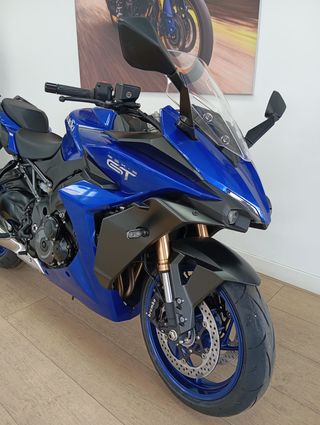 Suzuki GSX-S1000 GT