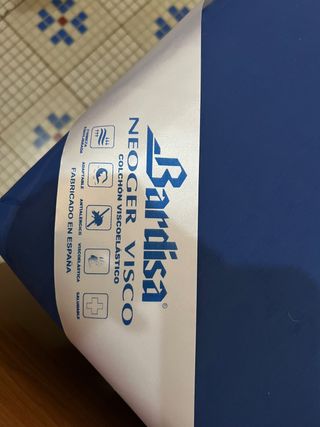 Cama articulada eléctrica a estrenar