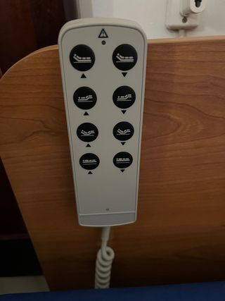 Cama articulada eléctrica a estrenar