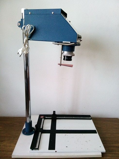 MATERIAL FOTOGRÁFICO PARA CÁMARAS ANALÓGICAS