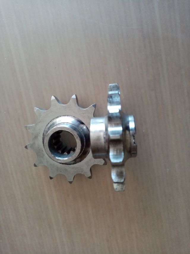 Piñón de Gilera RV