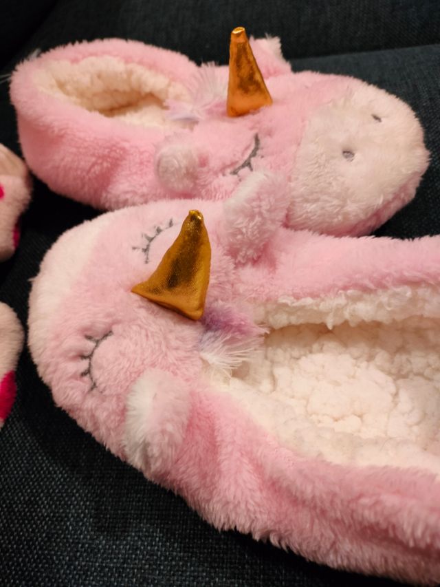 set pantofole termiche unicorno cuori