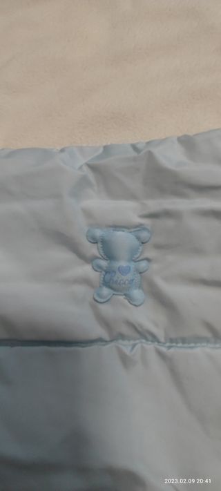 saco capazo Chicco azul celeste