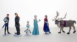 6 muñecos pvc Frozen de Disney Store y un puzle