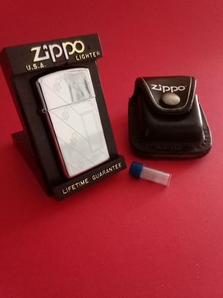 Mechero y funda ZIPPO originales