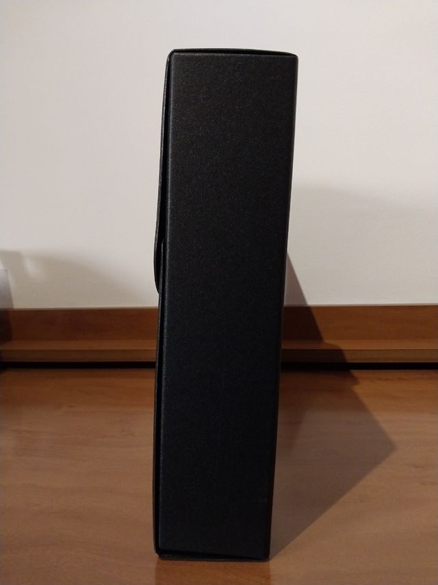 Maletín negro rígido a estrenar