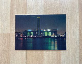 Postal y bola Londres