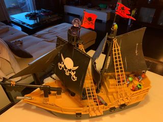 Barco Piratas Playmobile(CON CAJA)