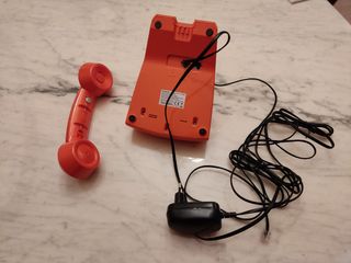 Teléfono fijo. Inalámbrico.