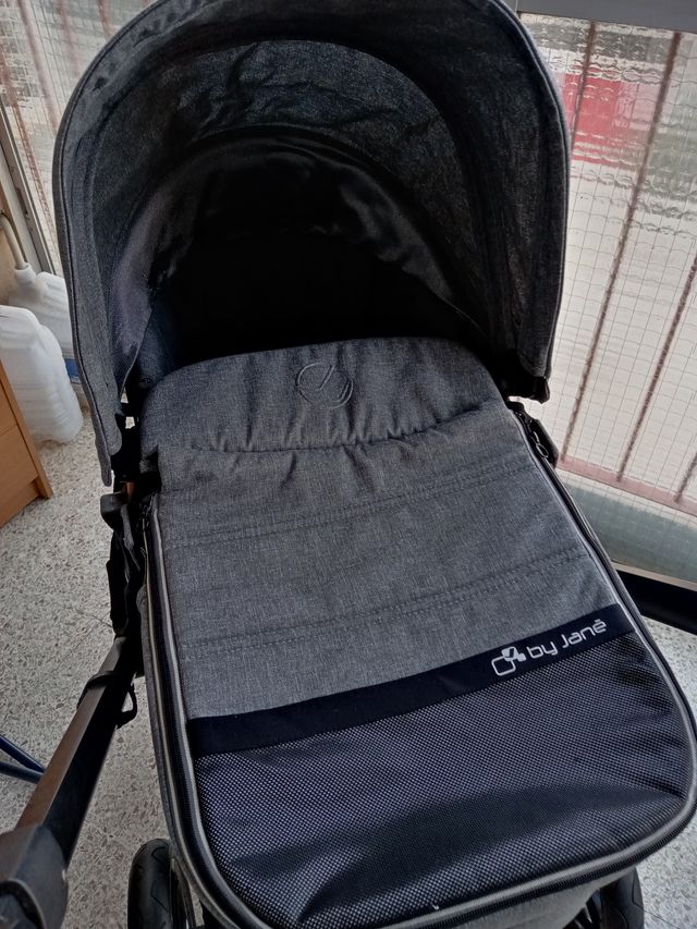 Carro de bebe de "JANE MUM" de tres piezas.
