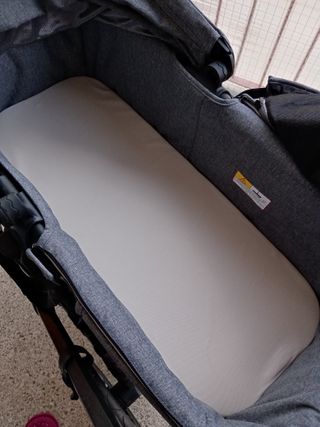Carro de bebe de "JANE MUM" de tres piezas.